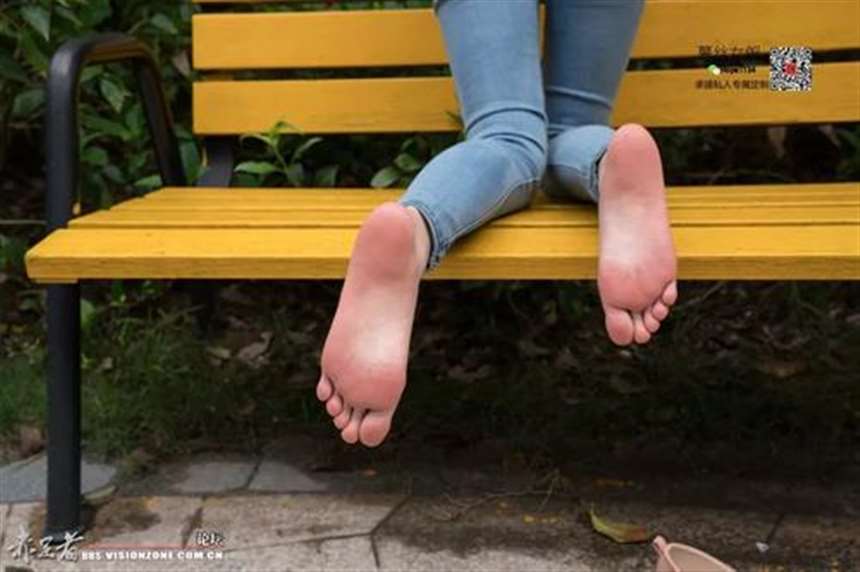 实实的足底特写专题