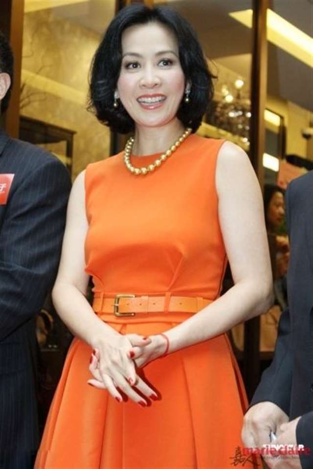 嘉玲老来俏 御姐穿法是关键(八)_网易女人