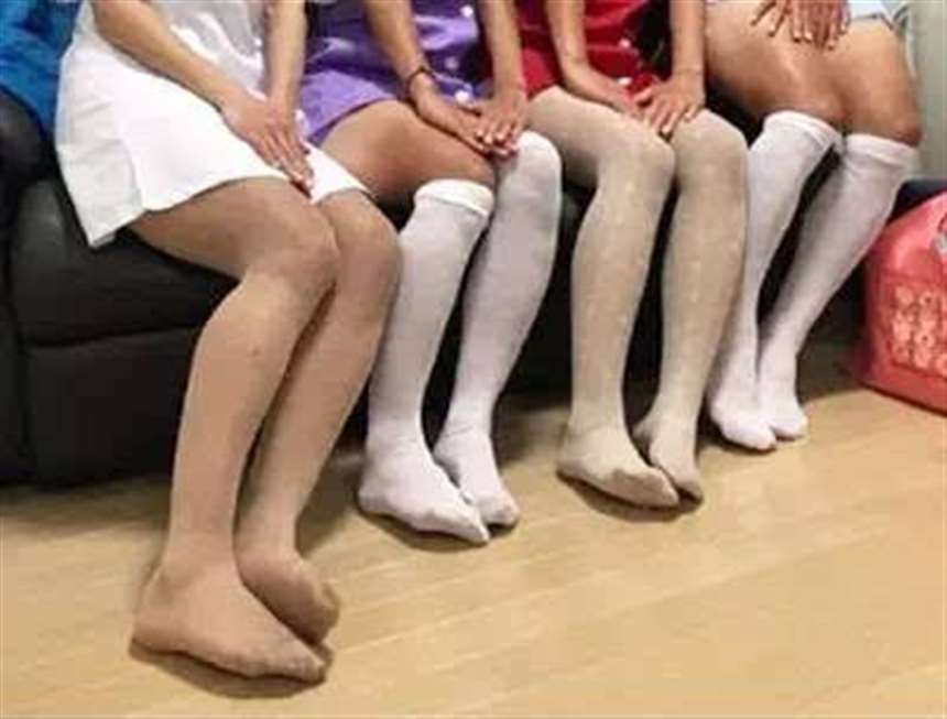 丝袜控的朋友,有福了!