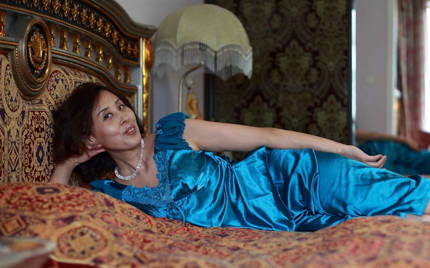 徐娘半老 风韵犹存