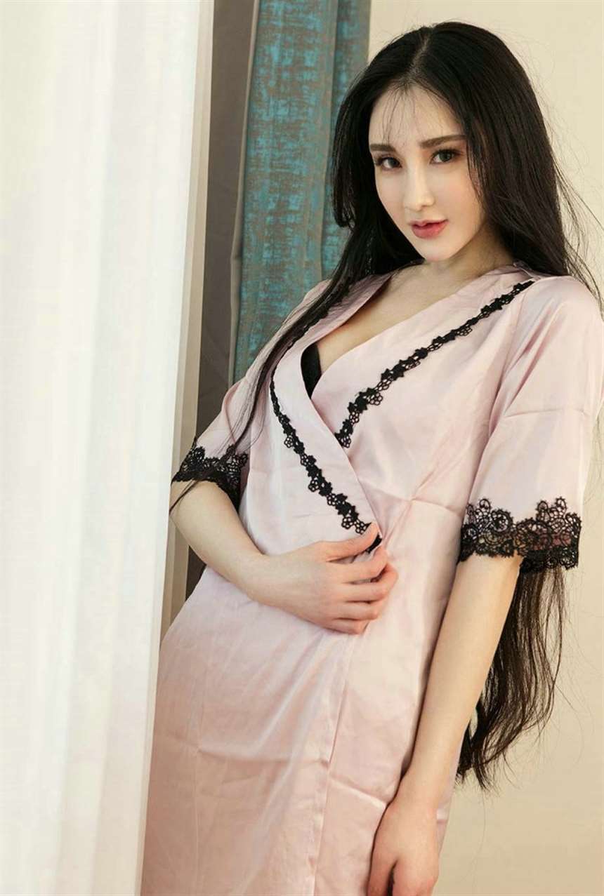 大奶少妇酥胸爆乳极品大胆人体艺术写真