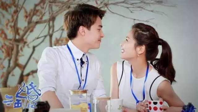 陪刘涛的小鲜肉是谁