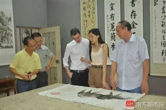 她是首位嫁入欧洲王室的中国女孩