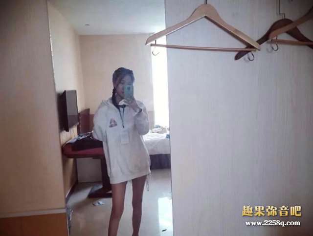 尔晴没吃饱被c视频打耳光事件