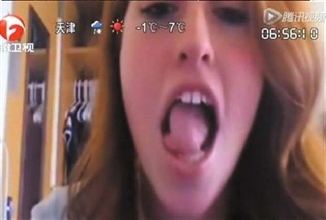 美女舌头能跳舞