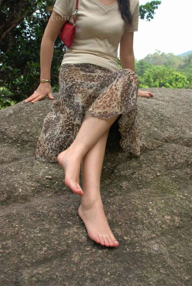 [转载]青石玉足