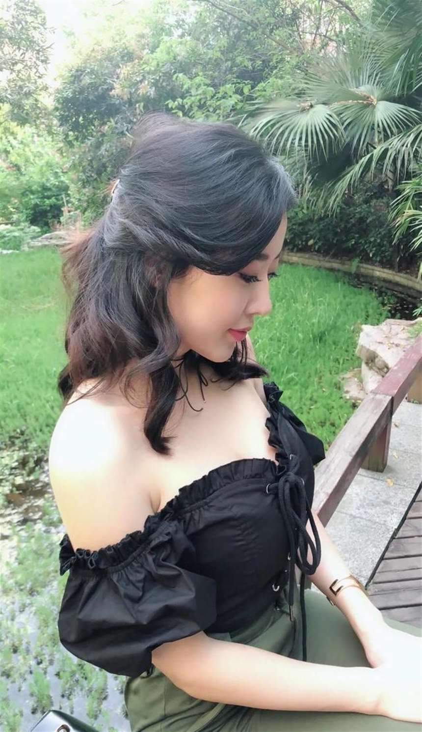 珠圆玉润丰满有韵味的少妇