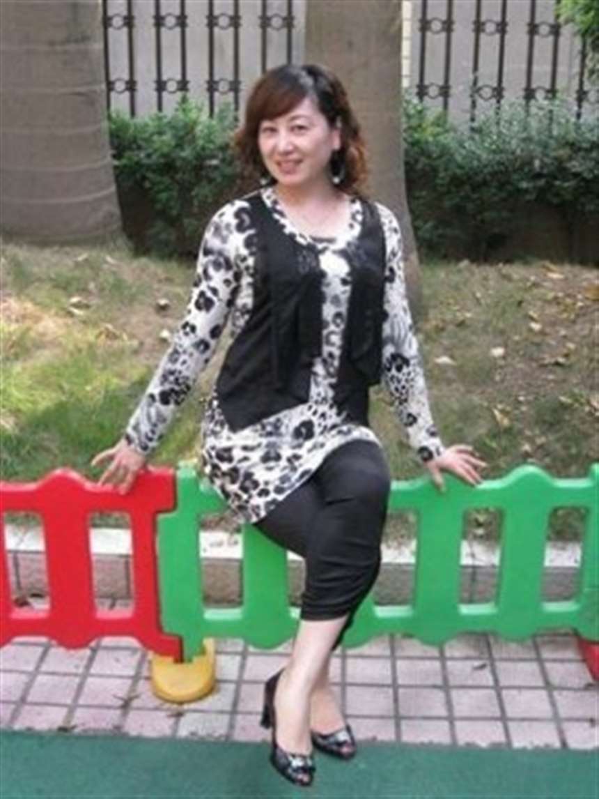 [徐娘半老风韵犹存]半老徐娘性感撩人,风韵犹存