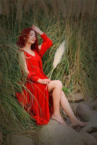 摄影组图:轻盈妩媚的熟女风采,温润了午后的时光