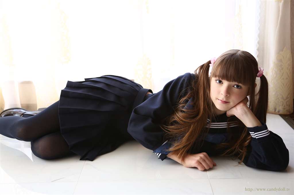 性感美女学生制服捆绑艺术写真图片