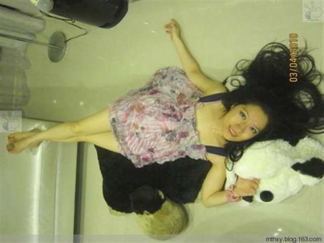 熟女自拍系列5(英语女教师卢清) - 全身作品/裸足大本营 - 大中华