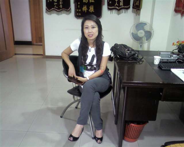 80后离婚男爱上一个70后离婚女