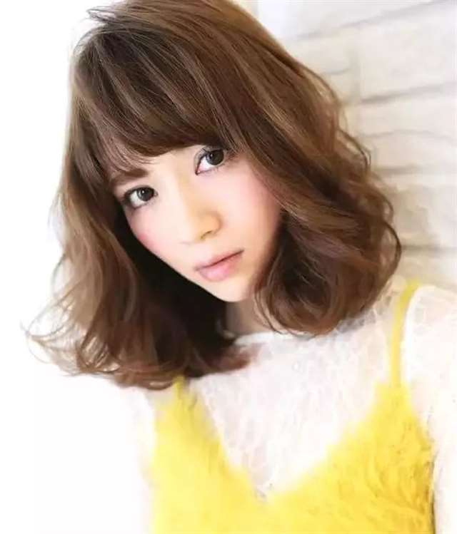 齐肩睡不醒发型,轻熟女必备发型,熟女变嫩必收藏