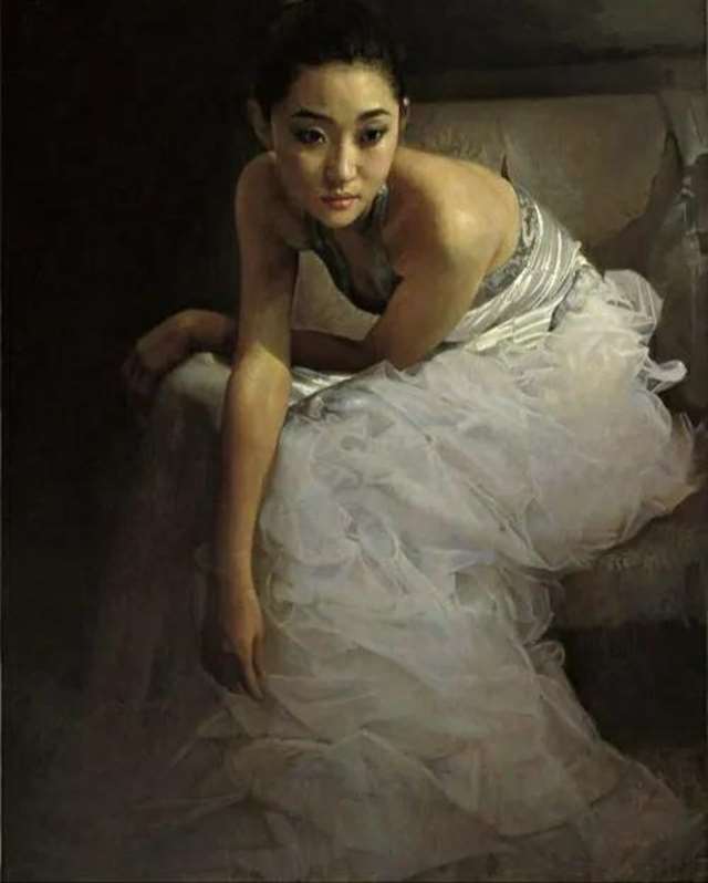 将女人的婴儿期和老年期联系在一起,   婴儿和老人都是需要人照顾的