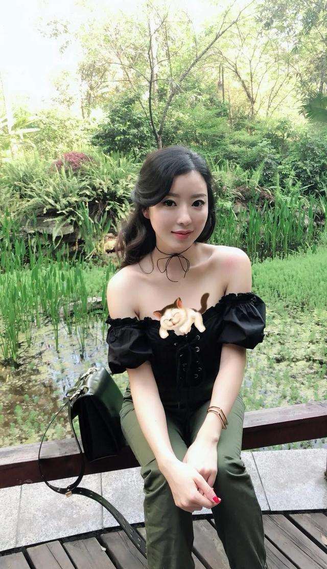 珠圆玉润,丰满有韵味的少妇