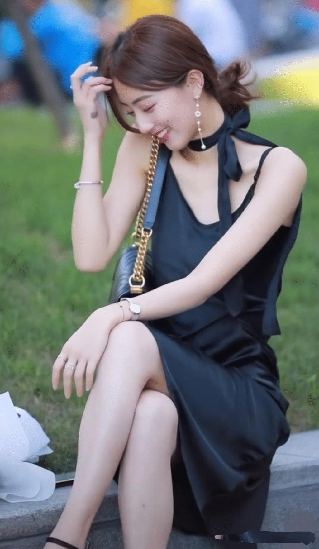 我和大胸少妇那些晚上激情私密图集欣赏