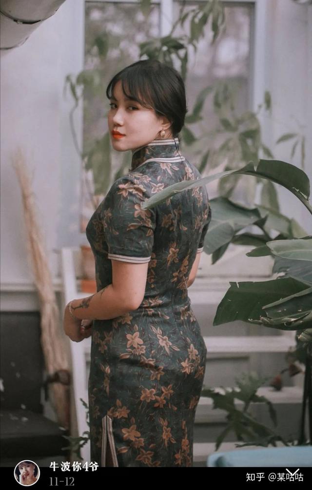 什么领子的衣服显胸大