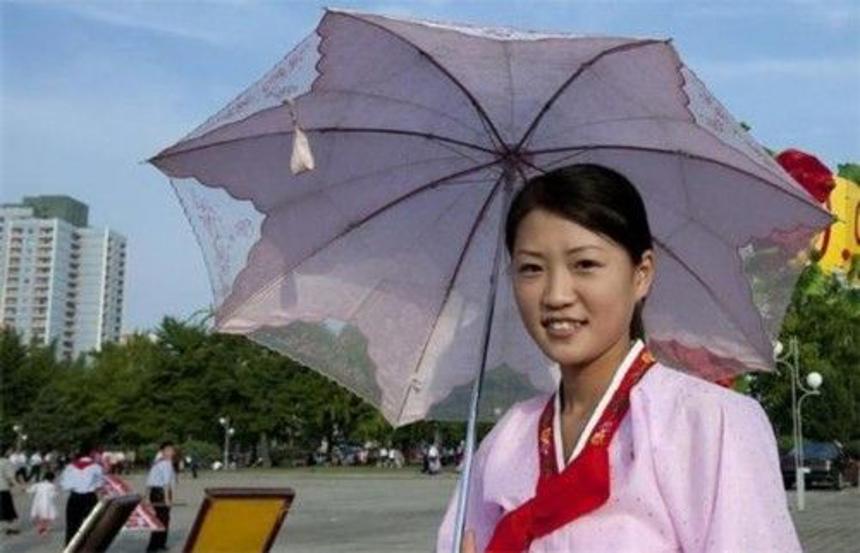 揭秘:1万元就可娶的神秘朝鲜女人(组图)