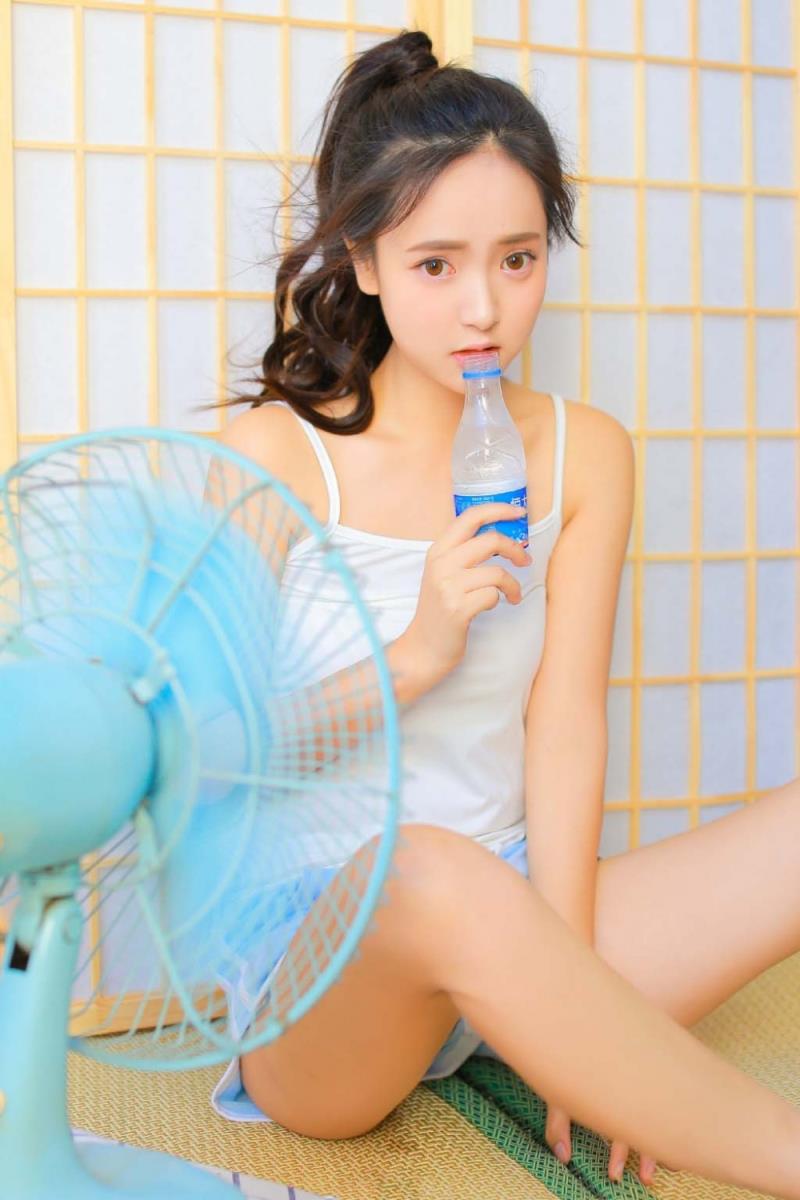 [Young Champion Extra] 2016 No.02 安枝瞳 葉月あや [25P]