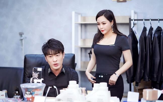 初瑞雪个人资料简介，辛巴老婆雪大背景实力，如何与辛巴相识结婚