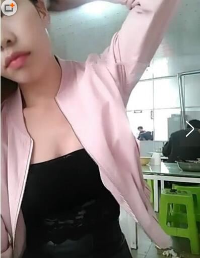 女主播楠楠野战视频火了 竟然直播在野外随机找人打炮