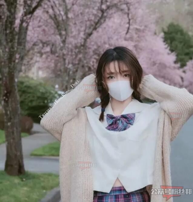 hongkongdoll玩偶姐姐爆红网络，玩偶姐姐采访视频，出道即巅峰陪玩系列封神