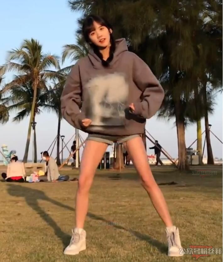 抖音井川里予个人资料简介，井川里予有什么黑料，入驻虎牙开播反响平平