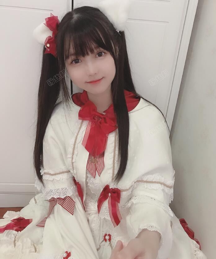 B站主播语梨个人经历介绍，b站语梨黑历史，被前男友曝脚踏3只船