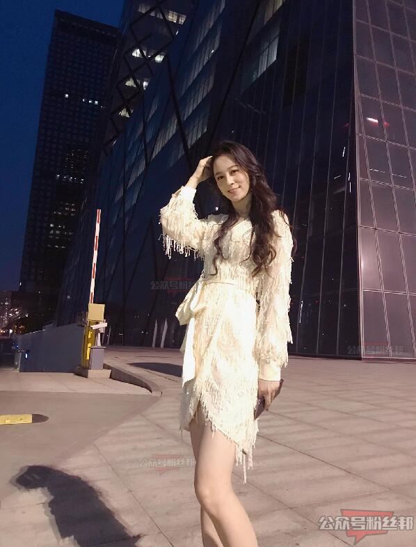 抖音唐艺个人资料简介，唐艺是怎么火起来的，唐艺年龄及早期生活照图片