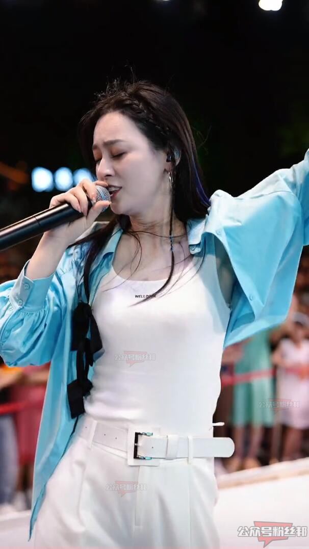 抖音唐艺个人资料简介，唐艺是怎么火起来的，唐艺年龄及早期生活照图片