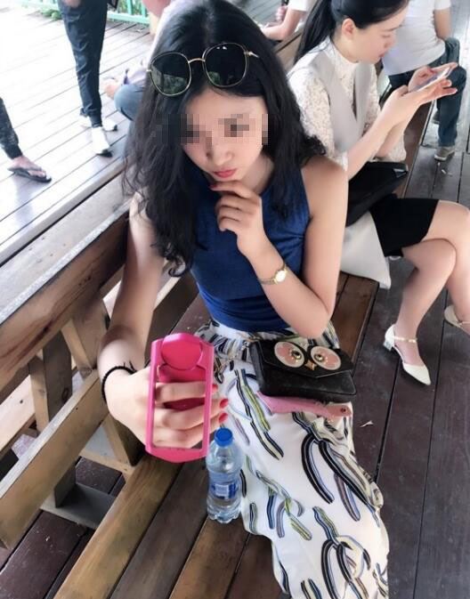 滴滴遇害空姐照片无码 21岁空姐李某珠微博Add-on照片