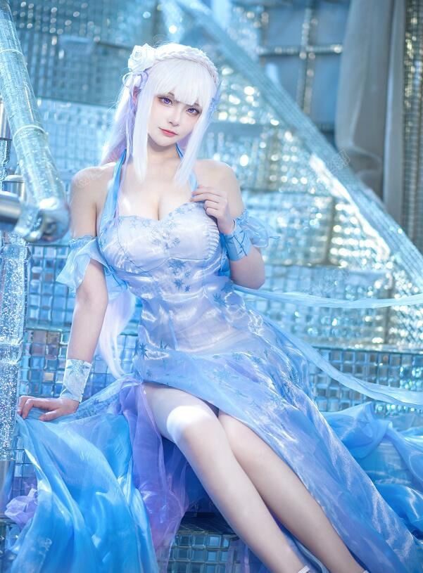 斗鱼“魔王”入驻B站，魔王大人帅帅帅ii恢复直播，试穿硅胶皮套直接“光”着违规