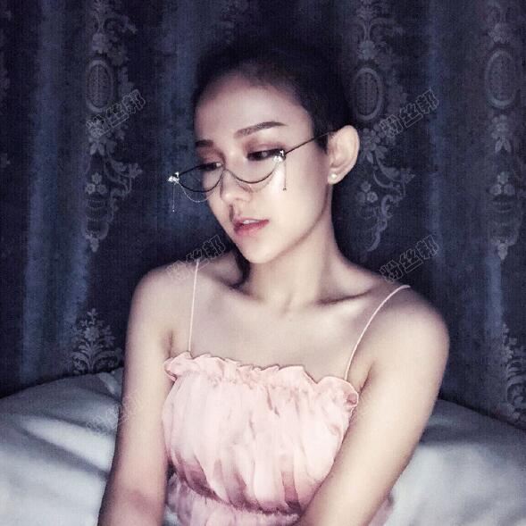 YY华矩主播凡凡A类违规，忘关摄像头出视频，直接一丝不挂出镜