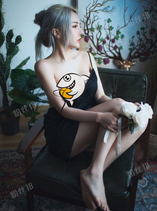 折耳鱼不呼吸9分钟泳池视频，个人资料福利图片资源，璐璐酱不雅视频曝光