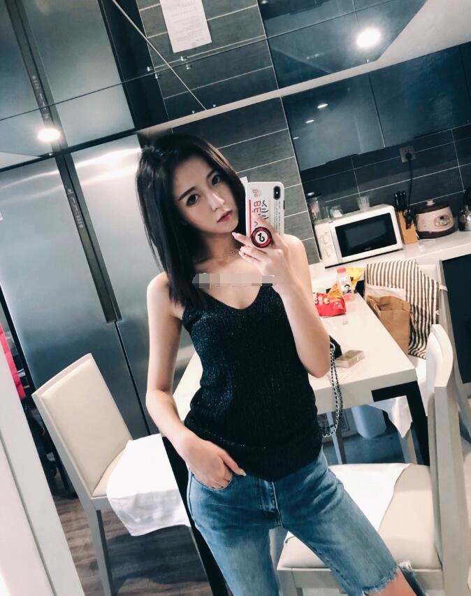 抖音美女莉哥o3o个人资料简介 莉哥o3o照片直播间微博写真生活照