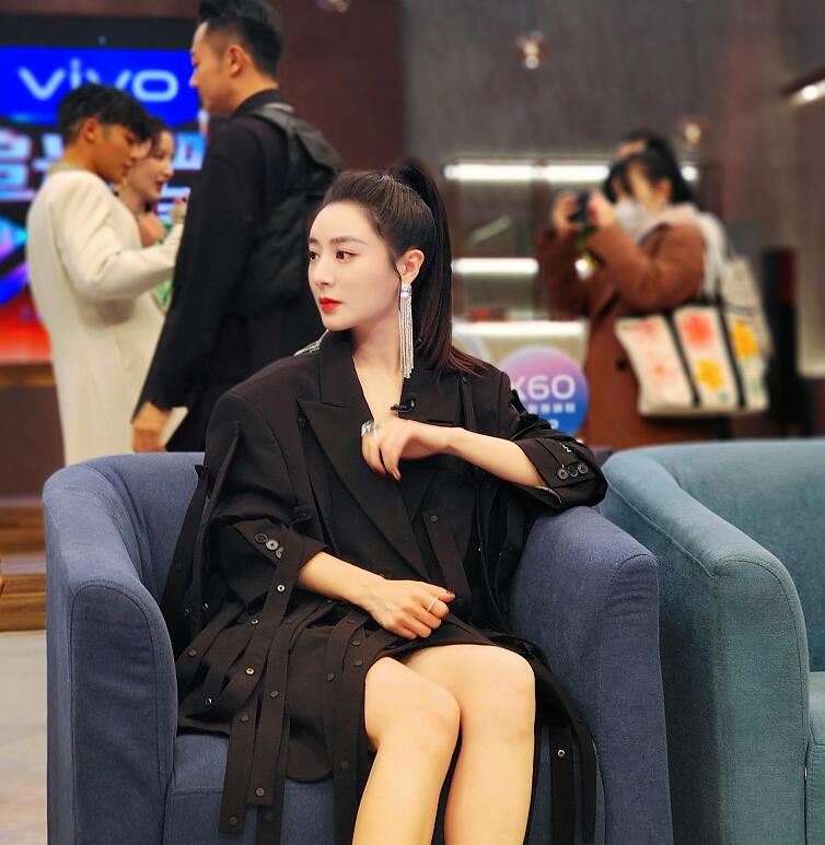 薇娅viya个人资料简介，她是如何走红成功的，薇娅整过容老公是谁？