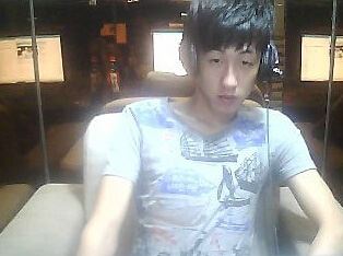 yy大嘴巴子资料,yy大嘴巴子照片.娱加大嘴巴子