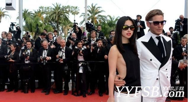 演员朱珠背景后台个人资料 朱珠照片写真