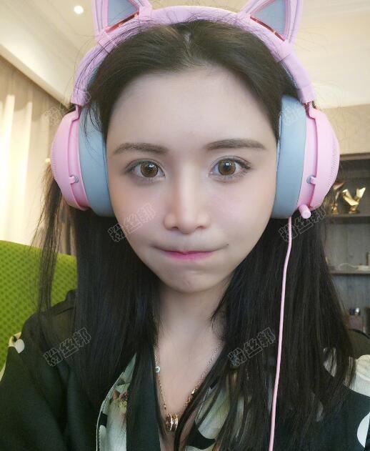 陈一发封禁三年后露脸直播，现身youtube油管“首秀”，急于复出或是生活所迫