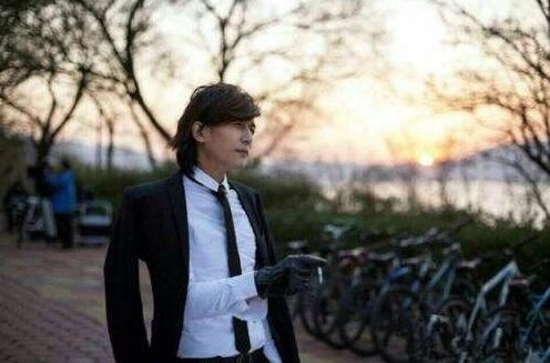 超级教师电视剧在哪里可以看，超级老师电视剧免费观看资源地址