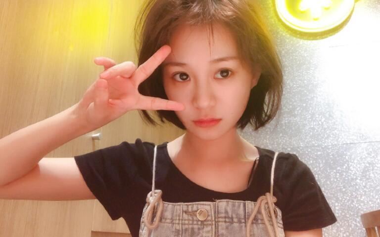 主播小阿七个人资料简介，抖音快手红人我是小阿七吖直播间