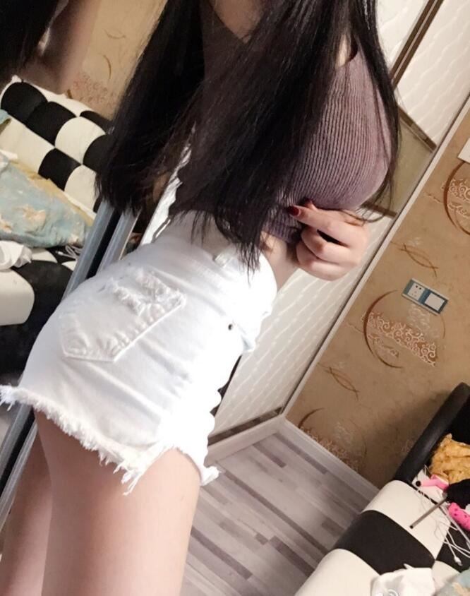 芮甜甜究竟有何魅力，一个月获四位神豪，周榜突破300万