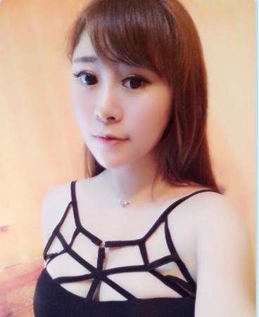 YY主播MC七羽泳装巨乳照曝光