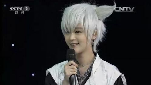 YY女神毒药（李颖）央视CCTV2《购时尚》视频