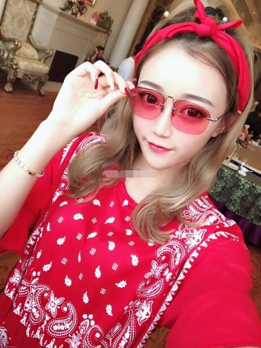 快手小伊伊个人资料简介 快手小伊伊福利照片图片及微博地址