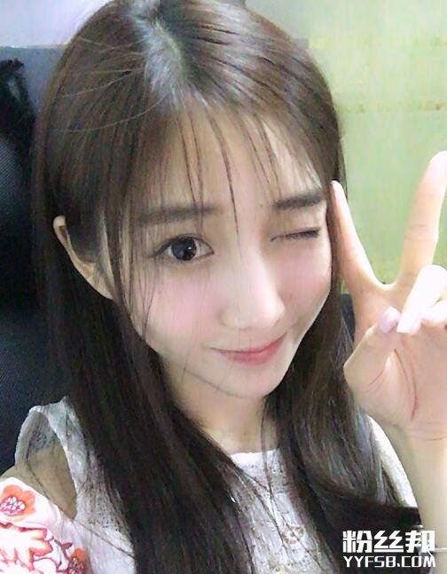 龙珠TV英雄联盟美女主持小悠个人资料照片