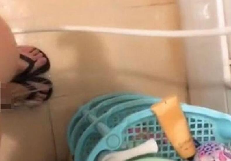 抖音莉哥一线天事件是怎么回事? 莉哥一线天图片