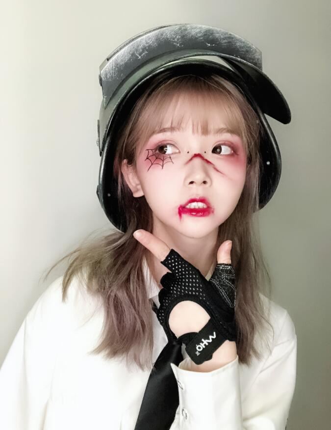 抖音Yuki雪雪个人资料简介 Coser小圆脸雪雪生活照福利写真图片