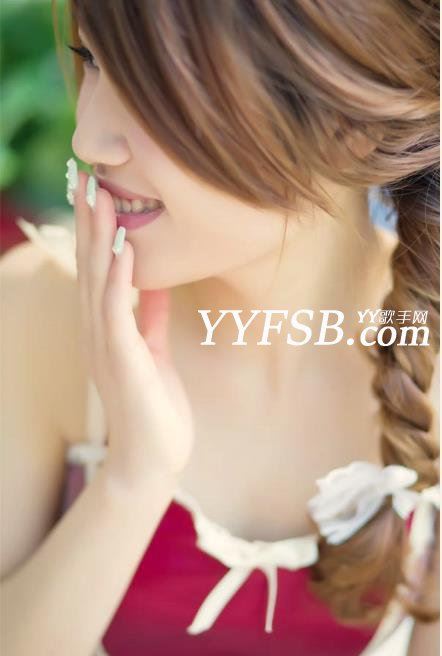 主播诺诗：YY最穷的万人主播