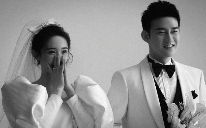 阿哲官宣婚纱照后，YY头部主播基本都结婚了，就差文儿和毕加索了